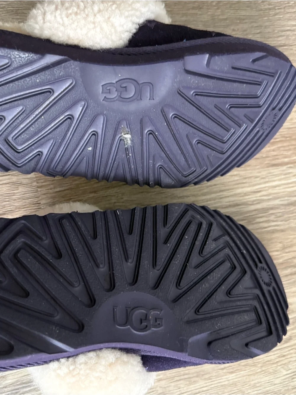 UGG Kids Star Suede Shearling Lined Slippers - Purple Size 13